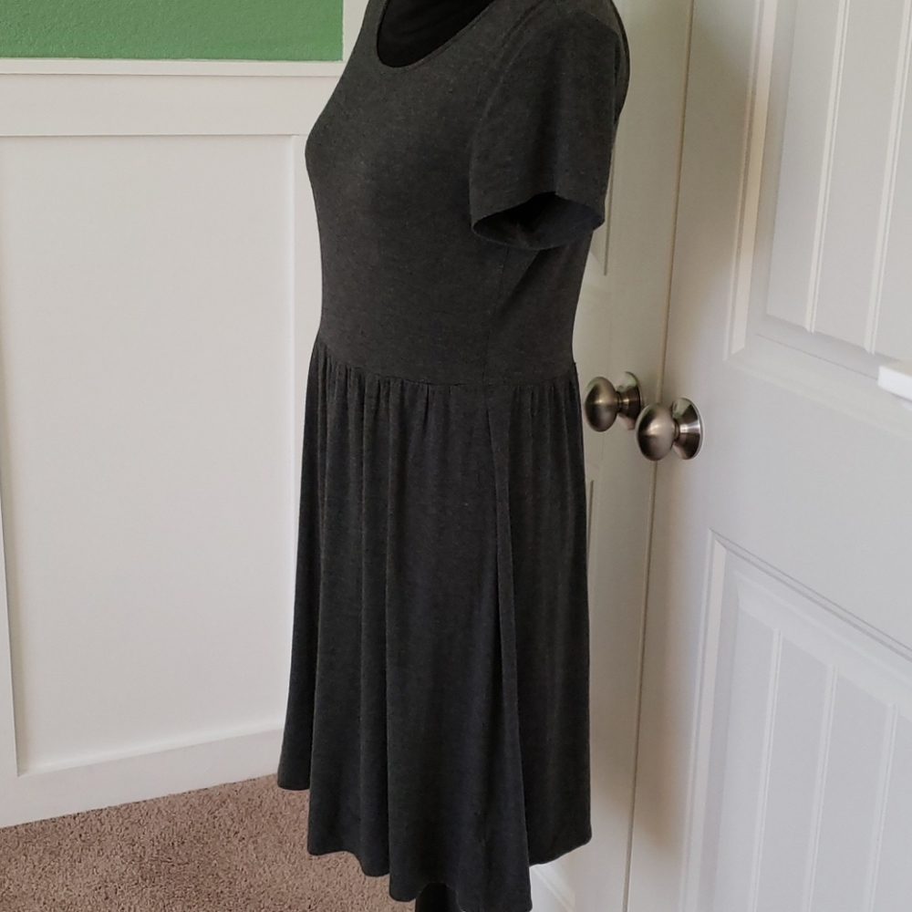 Dress - Picture 3 of 5